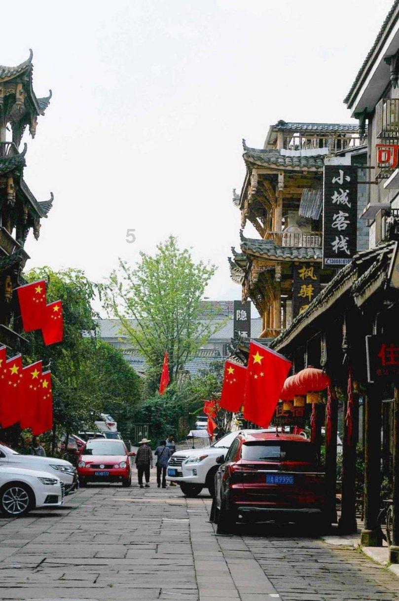僵尸女友爱爬树